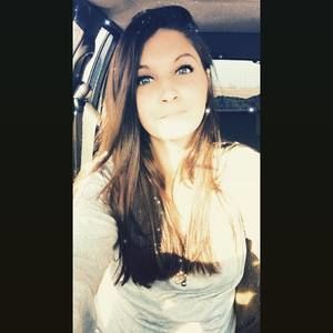 Meet your Posher, Brittni